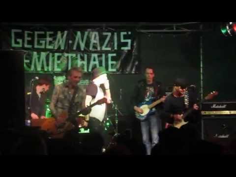 Kumpelbasis - Generalausstieg (live @ Myfest Berlin-Kreuzberg, 01.05.2013)