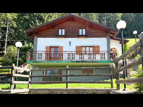 Casa indipendente in Valle D'Aosta-Charvensod