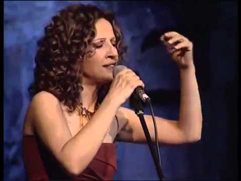 Glykeria - Marmaremenos Vasilias (The Marble King)