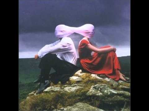 Funeral For a Friend - Red Is The New Black