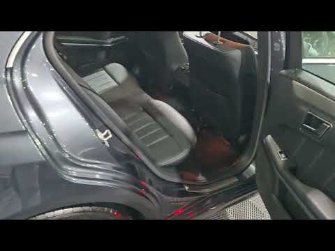Mercedes-Benz E-Class E220 BLUETEC SE PREMIUM (PAN - Image 2