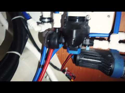 E check in - S/Y BRIZO - BAVARIA 33 CRUISER - WATER TANK SWITCH