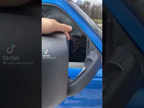 FORD RANGER WITH TOW MIRRORS