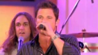 Nick Lachey - What's left of me. Live at MMVA.