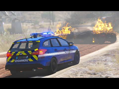 [GTA-LSPDFR] 2 GENDARMES SAVE A WOMAN FROM A BURNING CAR #798