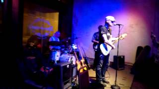 Sonny Wolf @ Steve-A-Reno's In Victoria Texas Performing Voodoo Child - 2/15/2014