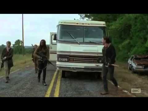 The Walking Dead 6x12 Carol & Rosita Talks About Morgan