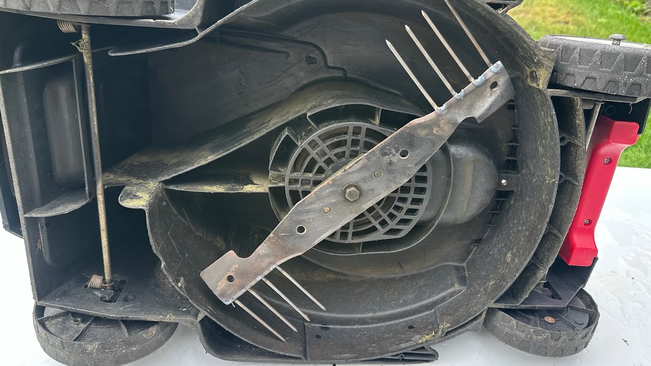 Not Many People Know this Method of Sharpening and Balancing Lawn Mower Blades