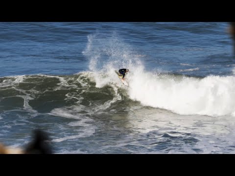 Italo Fererra Funky wave at Coxos