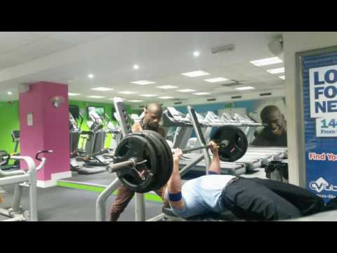 Bench Press 170kg 375lbs Deadlift 215kg 474lbs Bodybuilding training