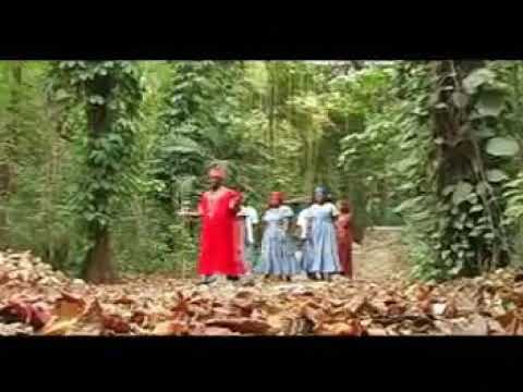 Racine Mapou - Rezinye kanaval 2006 de Azor #vaudou