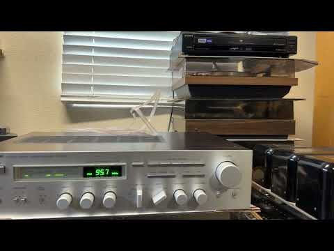 Vintage Yamaha R-700 Natural Sound AM/FM Stereo Receiver For Parts SEE VIDEO image 12