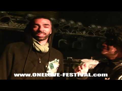 Harris & Ziggi Jackson - One love shout