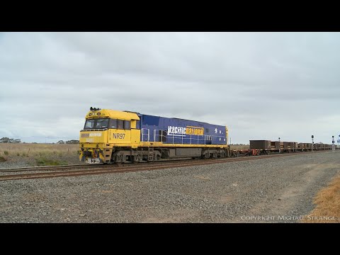 7XM4 Pacific National Steel Train - PoathTV Australian Rail Freight Transport