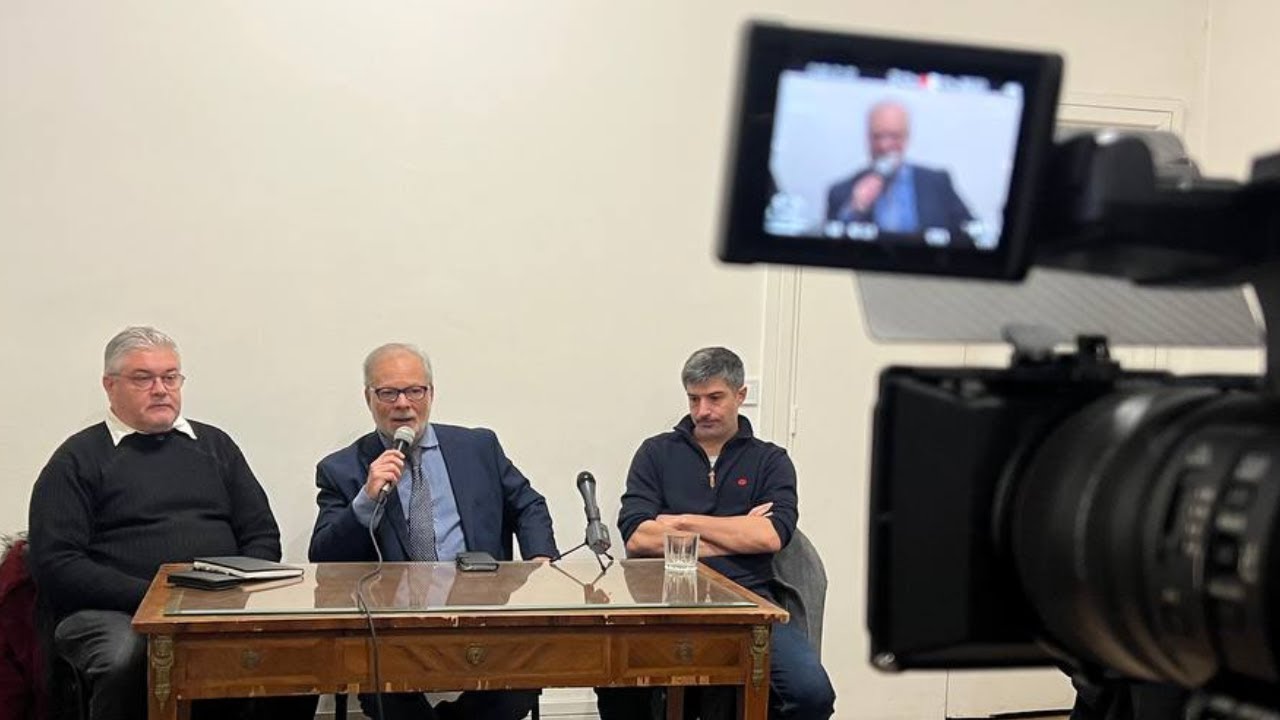 La guerre des monnaies: Chine et BRICS vs US; possible fin de l'Ukraine; l'Europe à la ramasse.