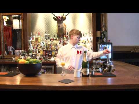 Bucks Fizz cocktail: "How to make" recipe