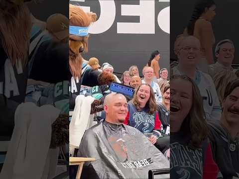 Gluma extrem de dură a mascotei NBA la adresa fanilor cheli 😭