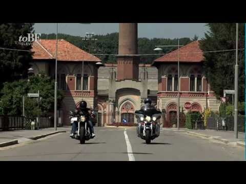 Harley-Davidson on the road - Electra Glide Ultra Limited and Softail Slim