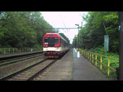 Odjezd vlaku R 1192 (ČD 843.027 vzadu, zpoždění 10 min) - Chomutov město, 4. 6. 2013