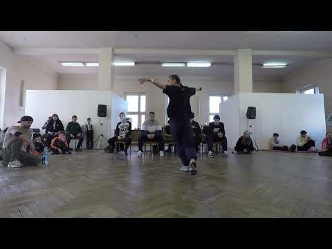 Circle of Trust 2021 | B-girls Dashka vs b-girl Masha