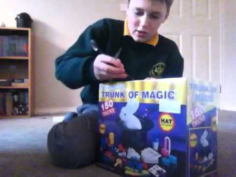 Unboxing the it's magic trunk of magic
