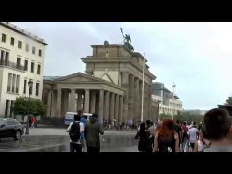 Der Zerschmetterling Live @ Hanfparade Berlin 2014 - Brandenburger Tor