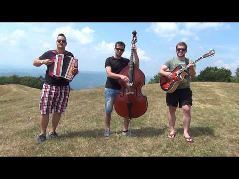 Ansambel Plus - Hodim po vasi (official video)