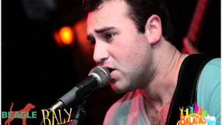 VICTOR & GABRIEL - PRECISANDO DE CARINHO.wmv