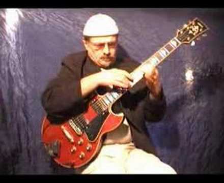 Mathias Sorof - Etude No. 4 for Tap Guitar