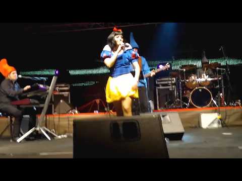 Tanja Žagar - Adijo bela/Debela dekl'ca/Jasmina (Kurentovanje 2012 Ptuj)