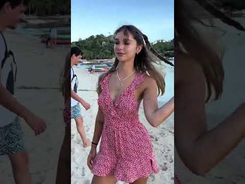 Beach or my bikini? 🫦 #beachbikini #beach #summerlifestyle #bikini #hot #outfit #cutefit #sexy