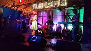 Girl Pilot with Sahara Smith: Ladybug