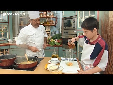 Joseba Arguiñano's television debut with his father Karlos Arguiñano 20 years ago