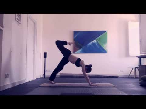 Yoga- Francesca Ferrari - Mindfuldance Il mondo dentro