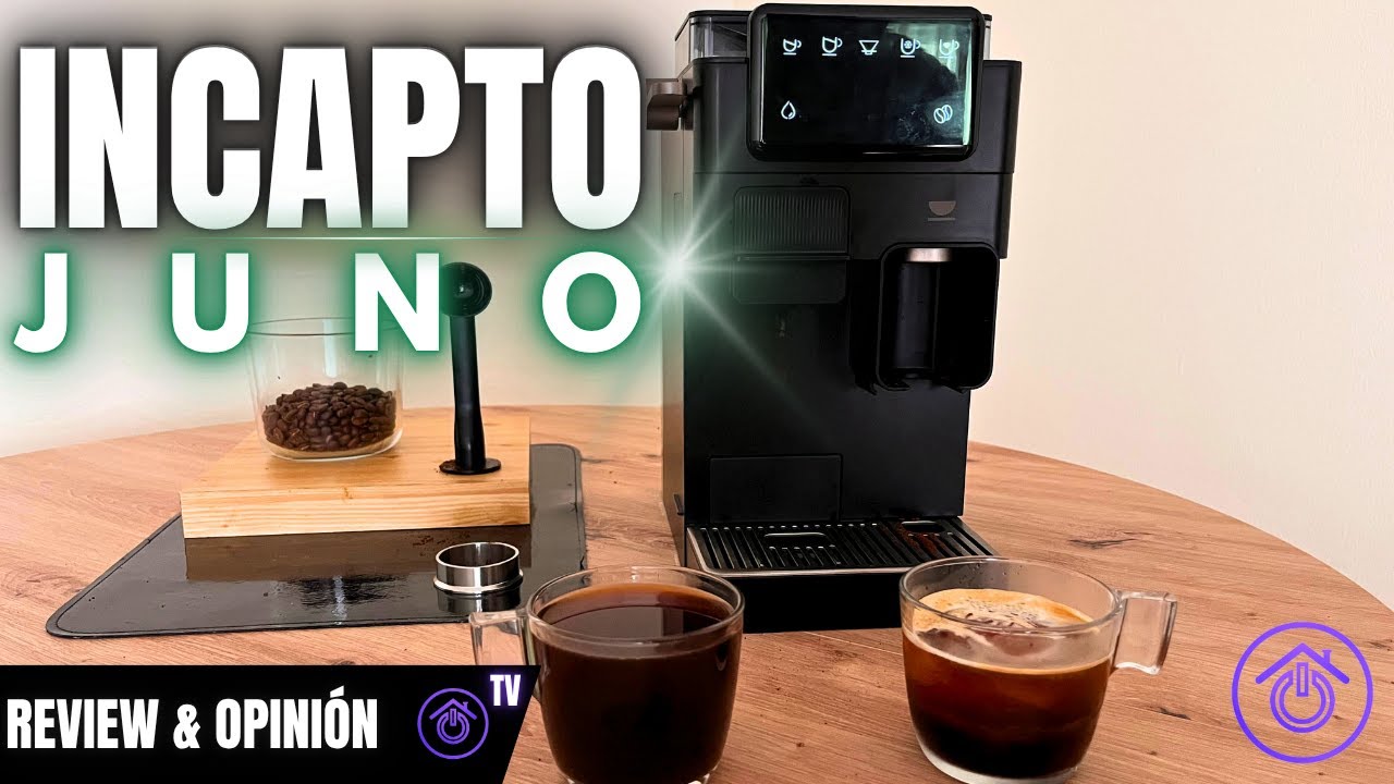 Silvia Jiménez probando la cafetera Incapto Juno en Hogarsys