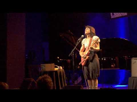 Joan As Police Woman - Tell me (Porgy & Bess, Vienna - 12.11.2019)