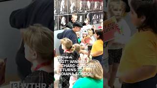 Download lagu “AGT” winner Richard Goodall homecoming celebration mp3