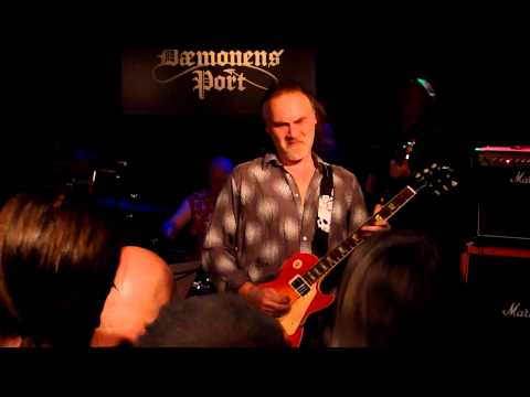 Denners Trickbag - Never in My Life [Mountain Cover] (Live in Copenhagen, January 26th, 2013)