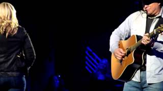 Walk Away Joe - Trisha Yearwood W/Garth Brooks - New Orleans, LA - Live 7/11/15