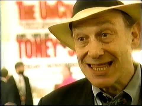 Roy Jones Jr vs James Toney HBO PPV Countdown with Highlights and interviews from both fighters.