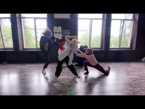 Danceshot.100 - Vogue choreography by Nikita Mitrofanov (Bonchinche) - Dance Centre Myway