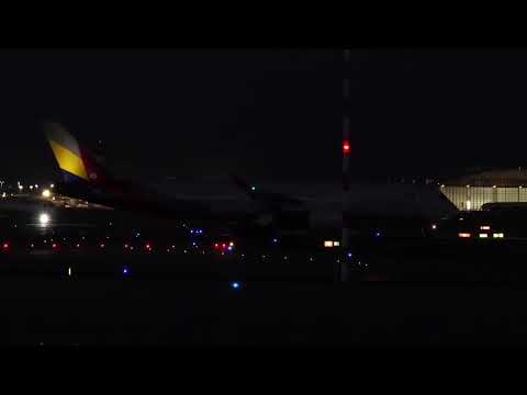 Frankfurt Airport (FRA), night take-off's on rwy 18W (Asiana Airlines & Turkish Airlines)