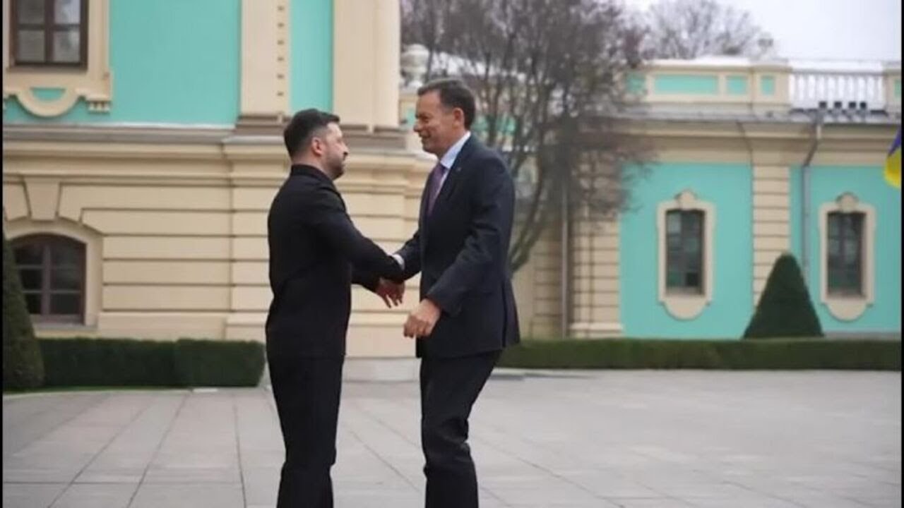 Zelensky firma una partnership con il Portogallo per la produzione di droni marini