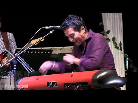 Indra Lesmana Group ft. Tompi - Bujangan @ Mostly Jazz in Bali 07/06/15 [HD]