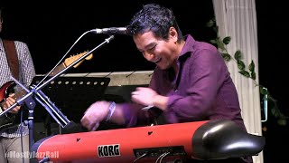 Download lagu Indra Lesmana Group ft. Tompi - Bujangan @ Mostly Jazz in Bali 07/06/15 [HD] mp3