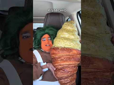 He did this in his car... #shorts #shortsfeed #youtubeshorts #cringe #dubaichocolate #comedy #funny