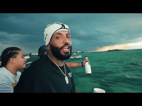 Money June - UN MILLON Video Oficial