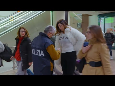 Policja namierzyła pasażerkę, która była mułem [Alarm na lotnisku]