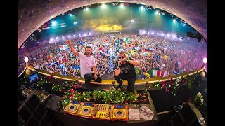 Dimitri Vegas &amp; Like Mike - Stay A While (LIVE Tomorrowland 2016)