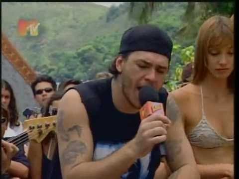 Tudo que ela gosta de escutar - Luau MTV 1999 - Charlie Brown Jr